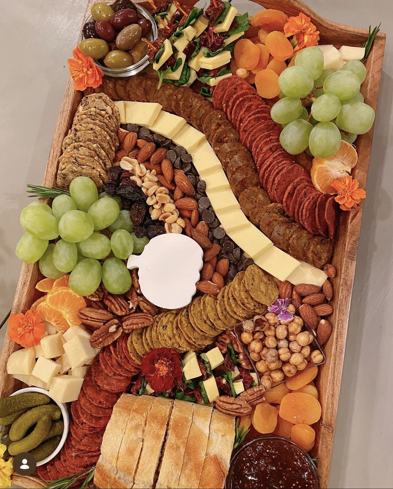 Large event grazing board
